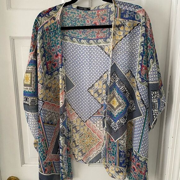 Papermoon Kimono   - Picture 2 of 5